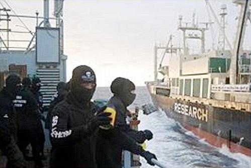 Sea Shepherd crew, left, confronts Japanese whalers in the Southern Ocean during the group's Operation Leviathan 2006-2007. (Photo courtesy Sea Shepherd Conservation Society) Posted for media use