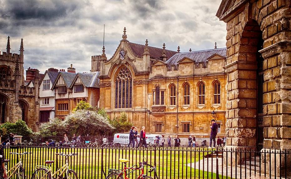 Oxford University, England 2014 (Photo by Samuel Musarika) Creative Commons license via Flickr
