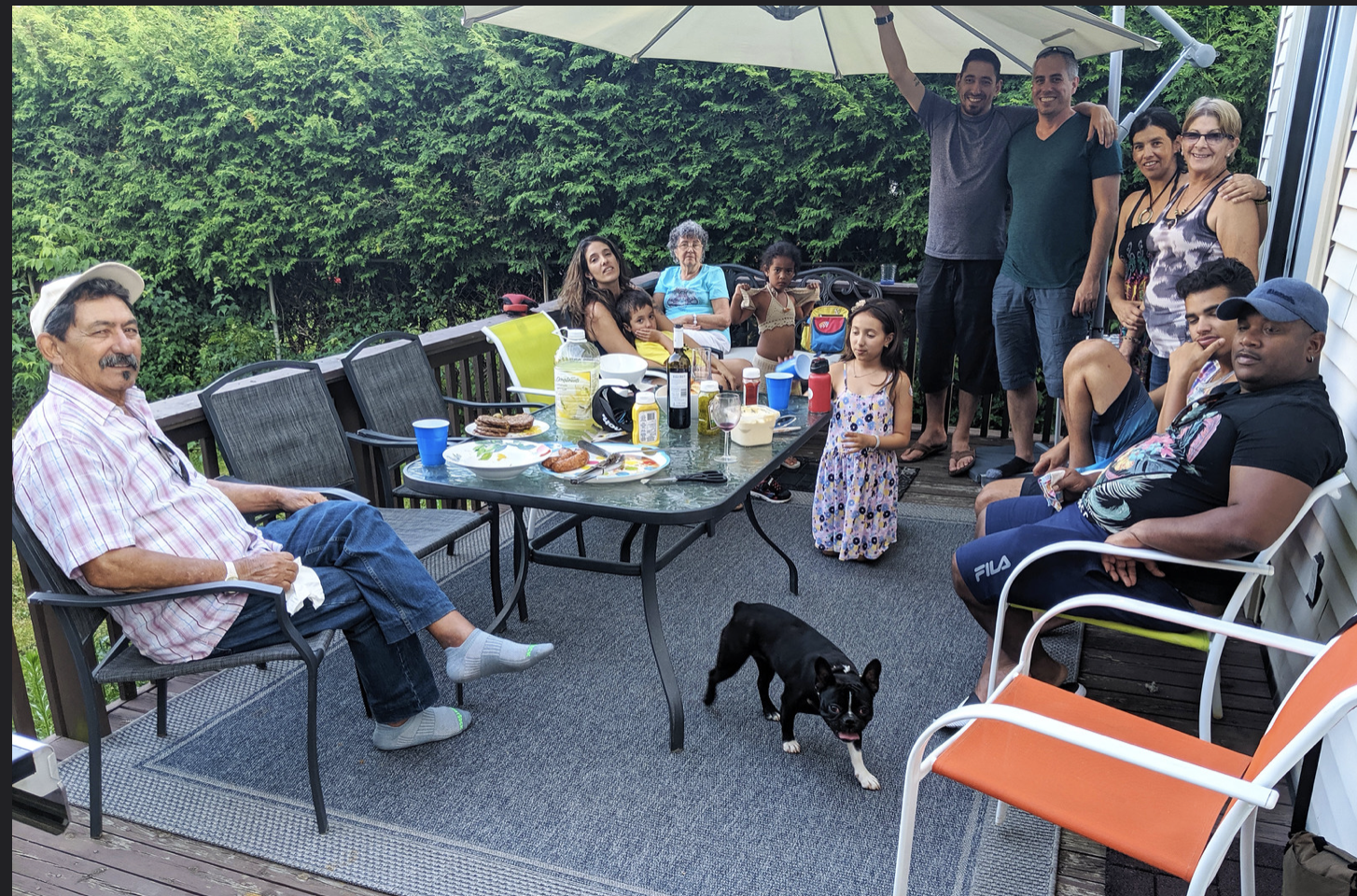 Friends and family enjoying a "decent standard of living" July 6, 2019, Ottawa, Ontario, Canada. (Photo by lezumbalaberenjena) Creative Commons license via Flickr)