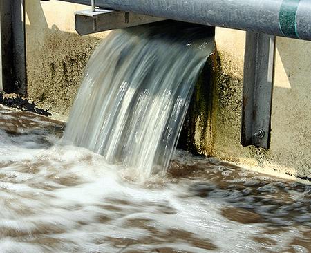 Water flowing at a wastewater treatment facility. May 19, 2011, Manila, Philippines. (Photo by Danilo Pinzon courtesy World Bank) Creative Commons license via Flickr